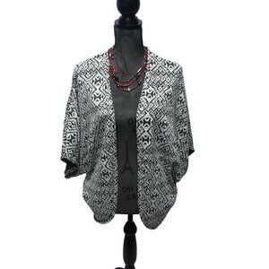 Xhileration Cardigan Womens Size Medium Black White Aztec Open Front Sweater